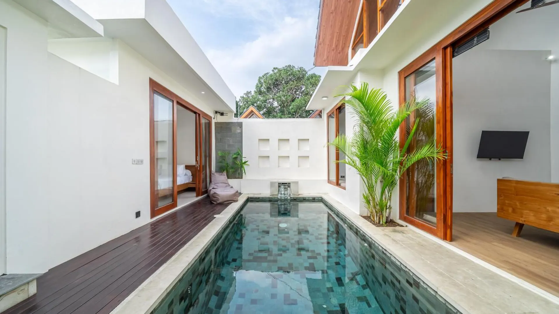 A26 - Swim And Chill - Private Pool Villa In Seminyak